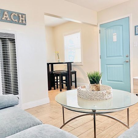 Cozy Beach Cottage With Bicycles サンディエゴ エクステリア 写真